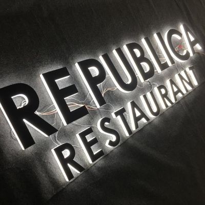 Signage acrylique 30cm de lettres de la devanture LED d'affaires