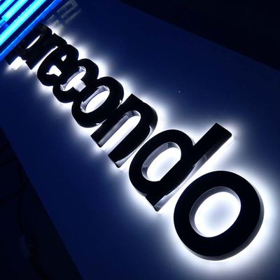 Signes rétro-éclairés acryliques translucides de lettres de devanture 40cm pour des sociétés