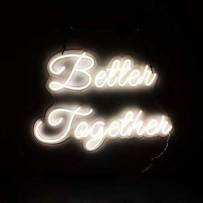 L'enseigne au néon blanc de la couleur LED améliorent ensemble 12VDC