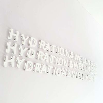 Les affaires Logo Clear Plastic Letters For signent la décoration d'intérieur