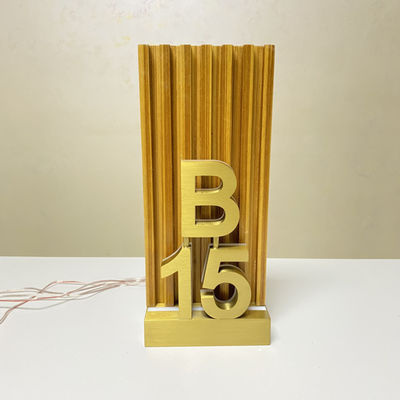 Mené éclairé à contre-jour allumez vers le haut des signes de numéro de maison Highspan pour des bureaux d'appartement