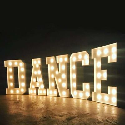 Signe 4ft de lettre de chapiteau de cru de HIGHSPAN avec les ampoules