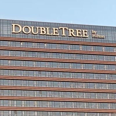 Lettres légères menées de la Manche de Logo Building Sign 3d de nom de la société