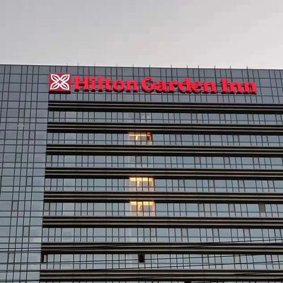 UV de construction acrylique de signe de 3-5mm imprimé a fabriqué des lettres d'acier inoxydable