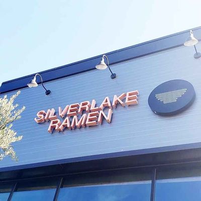 Le magasin Logo Copper Sign Letters Flat de conception d'OEM a coupé la taille de 10cm à de 100cm