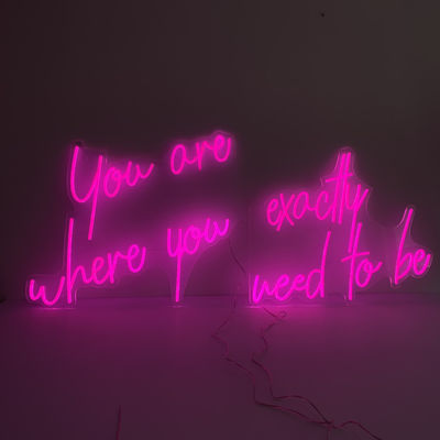 HIGHSPAN a personnalisé les lettres au néon de la Manche 3d avec le conseil acrylique