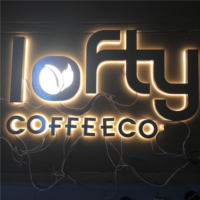 Les lettres rétro-éclairées acryliques de la Manche de résine ont adapté 12VDC aux besoins du client passé au bichromate de potasse balayé