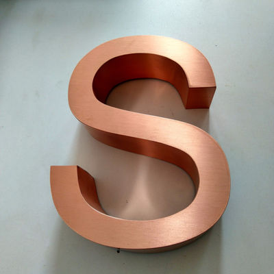 Le magasin Logo Copper Sign Letters Flat de conception d'OEM a coupé la taille de 10cm à de 100cm