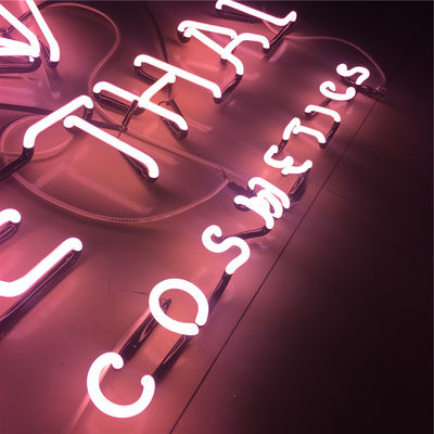 Le magasin Logo Custom Neon Sign Glass de cosmétiques a fait les lettres au néon roses de la Manche
